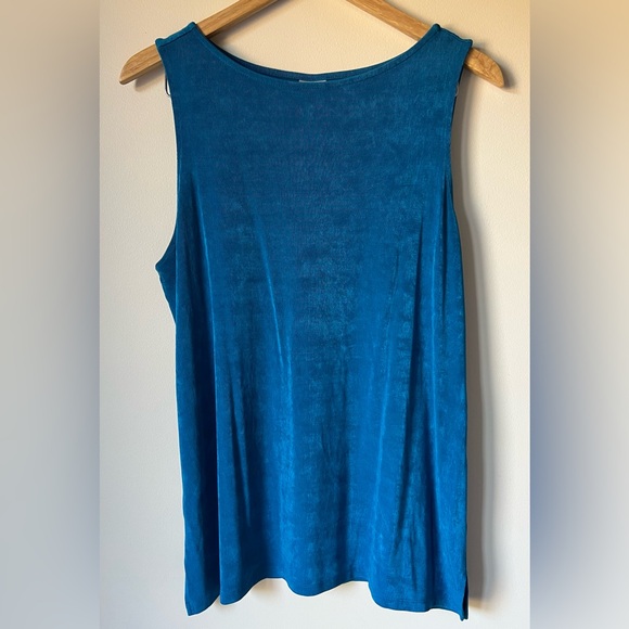 Chico's Travelers Classic Tank Side-Slit Bateau Neck Striking Teal Size L - Picture 2 of 10